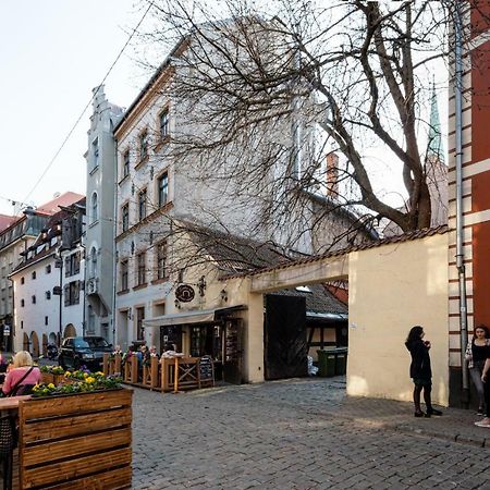 Old Riga Aldaru Street 2 Level Apartment With Terrace ภายนอก รูปภาพ