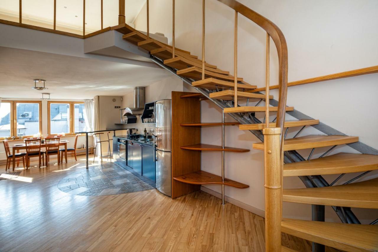 Old Riga Aldaru Street 2 Level Apartment With Terrace ภายนอก รูปภาพ