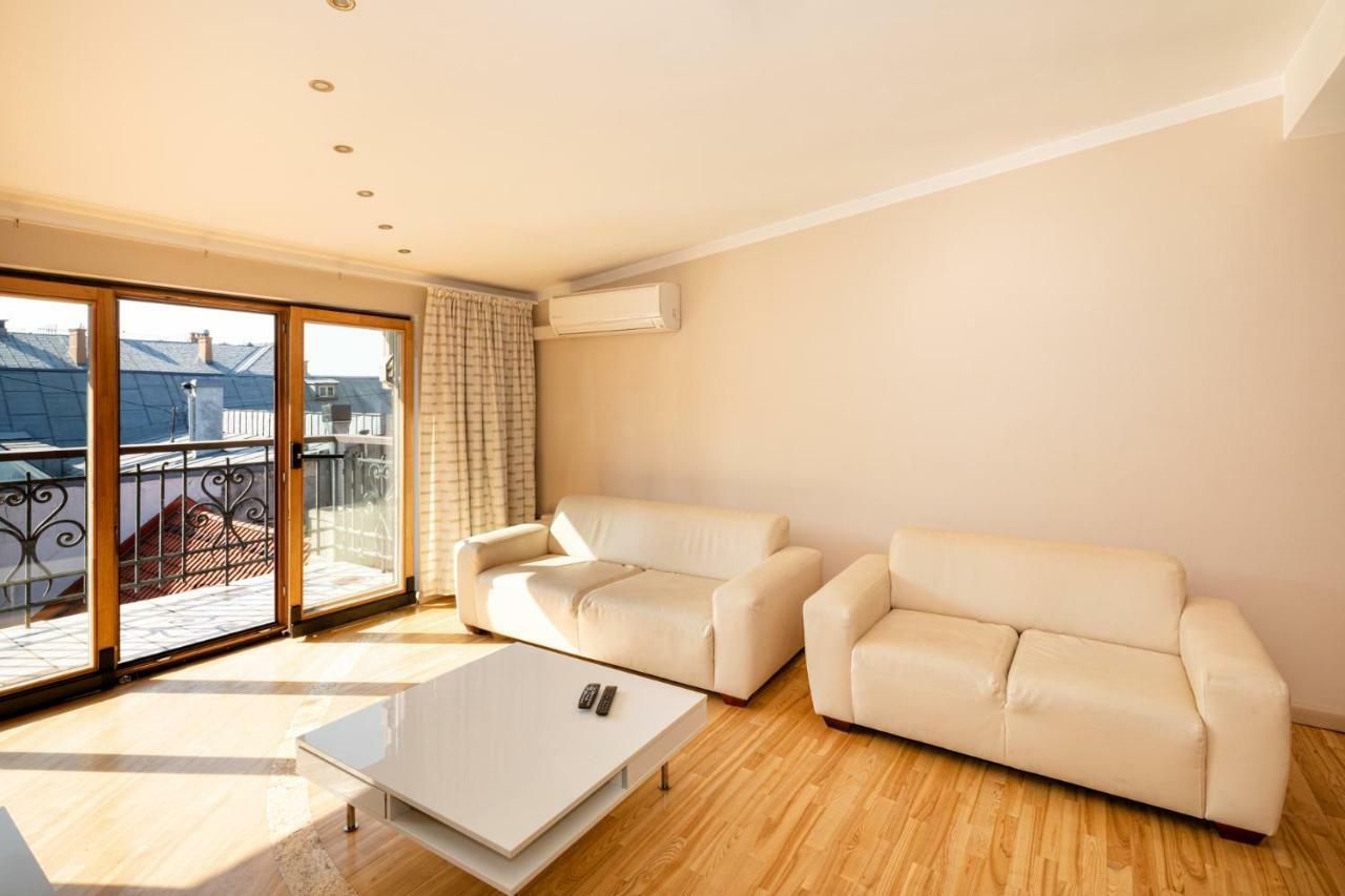 Old Riga Aldaru Street 2 Level Apartment With Terrace ภายนอก รูปภาพ