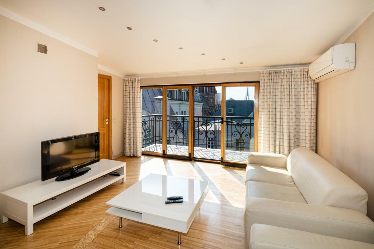 Old Riga Aldaru Street 2 Level Apartment With Terrace ภายนอก รูปภาพ